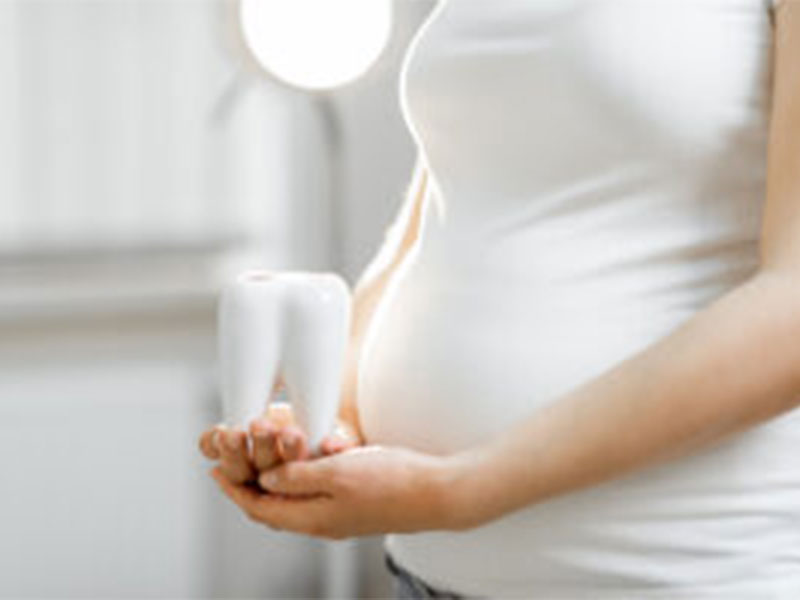 How Does Pregnancy Affect Your Oral Health? featured image